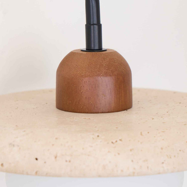 Lampe Solaro en Métal – Style Raffiné