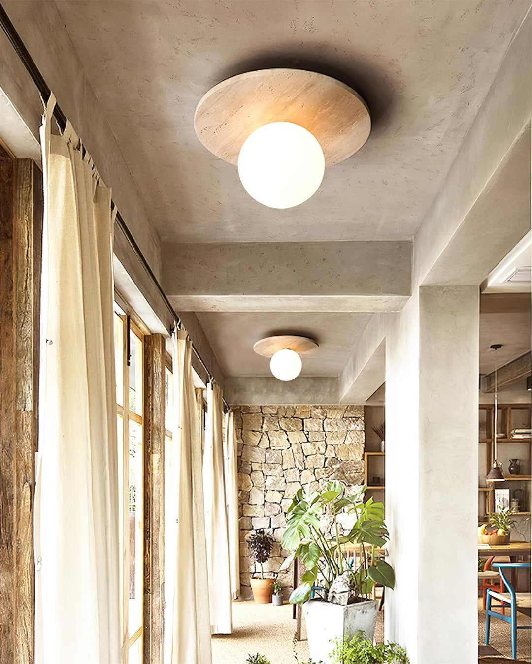Virelli Lampe de Plafond Disque en Travertin avec Globe en Verre Scandi Cozy - Neutralighting
