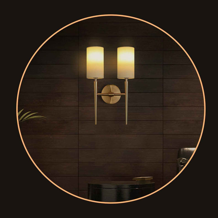 Lampe Ulnorisra en Laiton – Design Contemporain