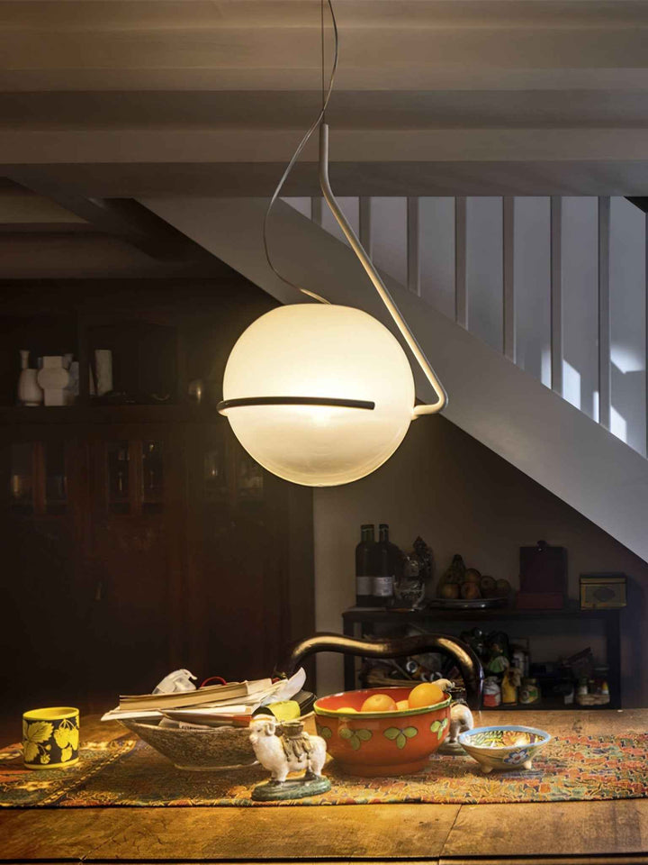 Lampe lar en Acrylique – Design Contemporain