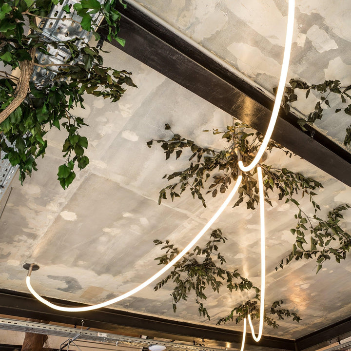 Solara Suspension Courbe Flexible Silicone Laiton - Neutralighting