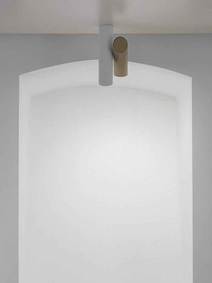Lampe Ilcaryra en Métal – Design Contemporain