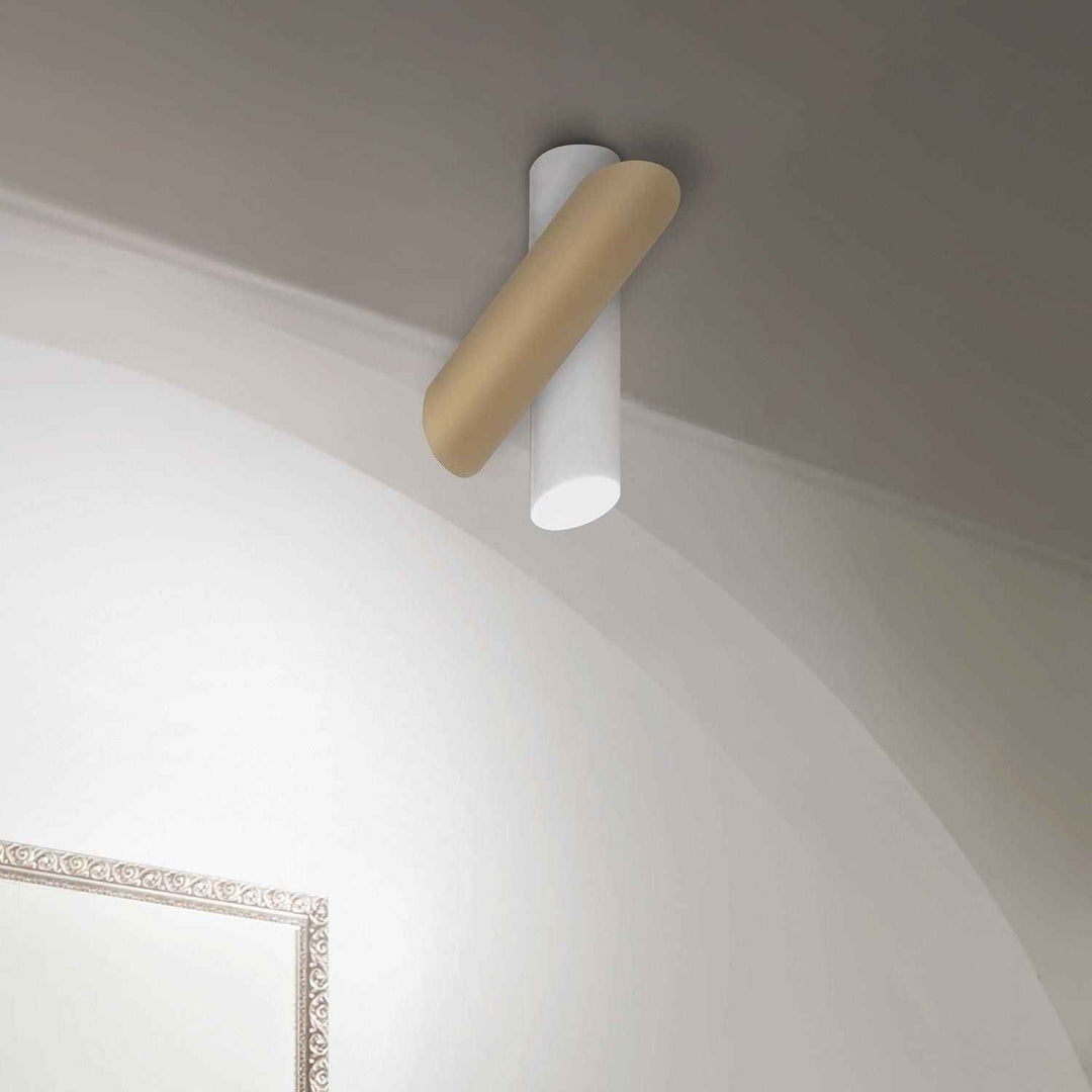 Lampe Ilcaryra en Métal – Design Contemporain
