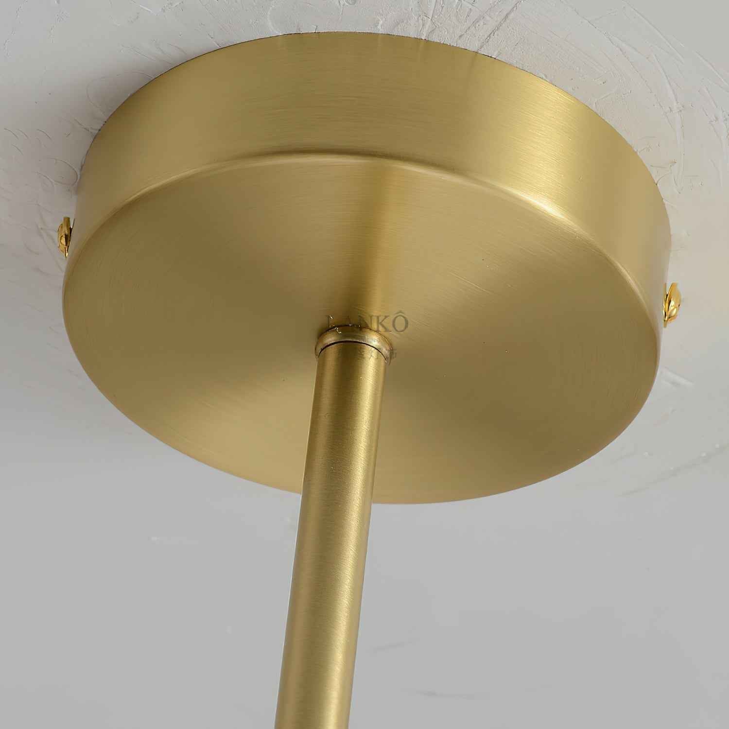 Lampe Civenan en Laiton – Design Contemporain
