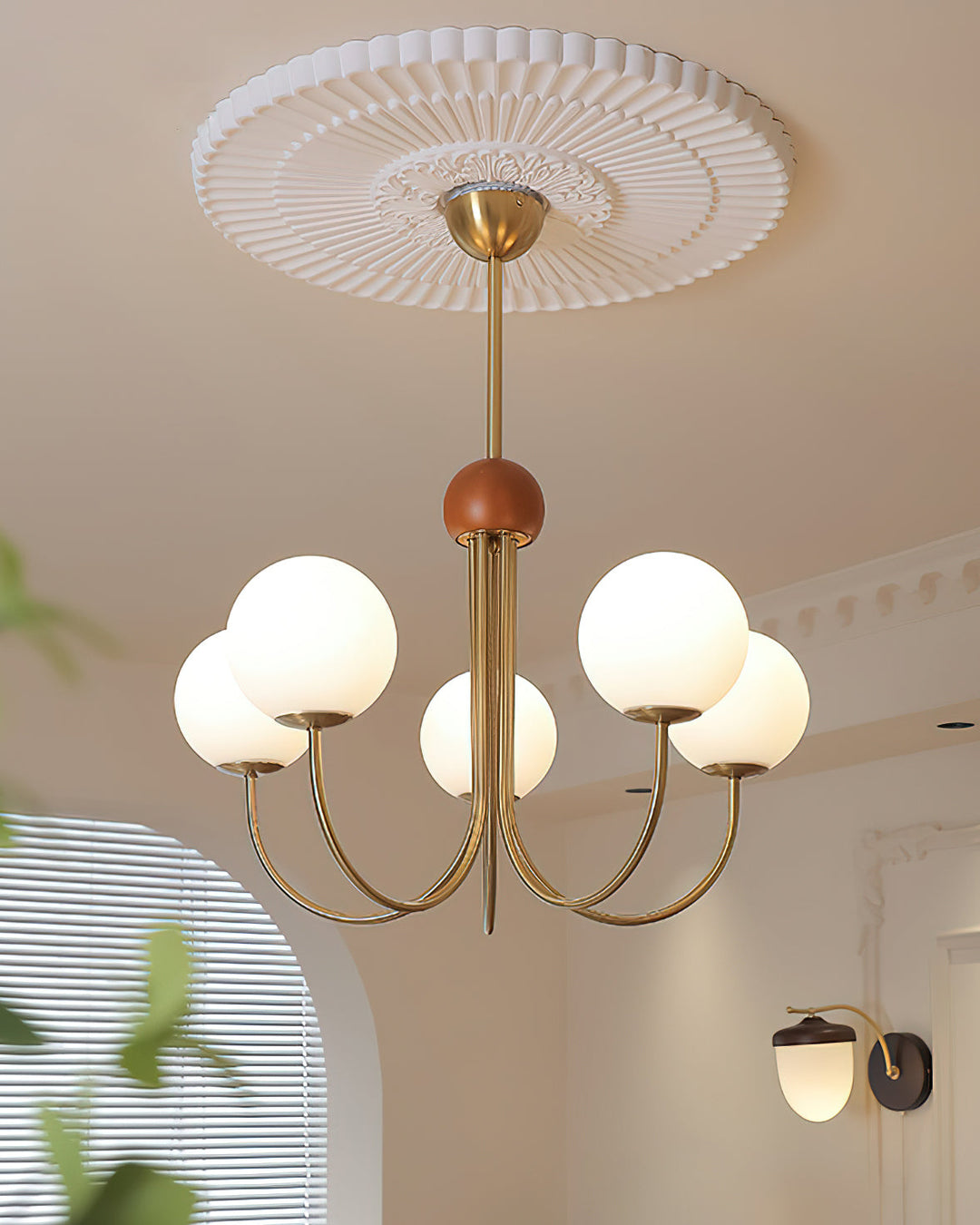 Candil Lustre moderne en laiton et verre globe - Neutralighting