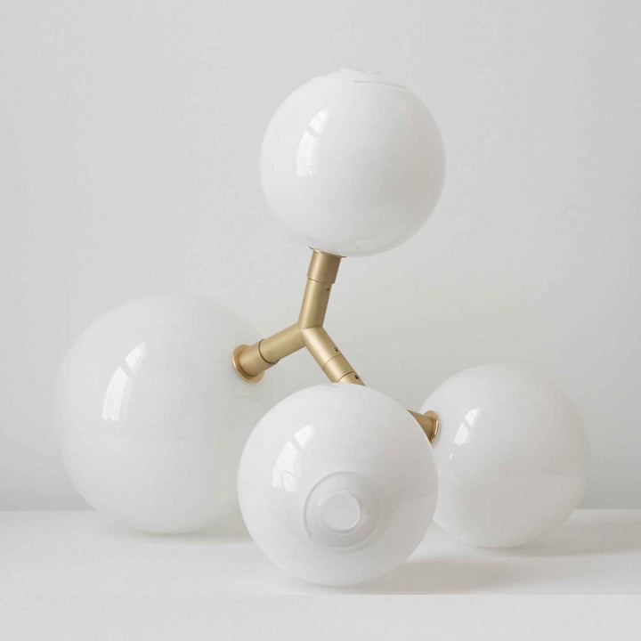 Lampe Irina en Laiton – Design Contemporain