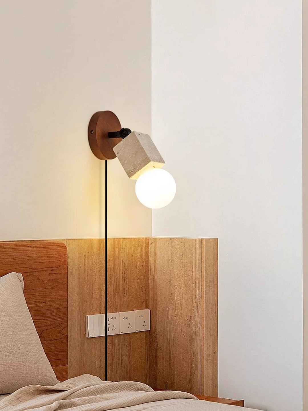 Lampe Cesilyra en Verre – Design Contemporain