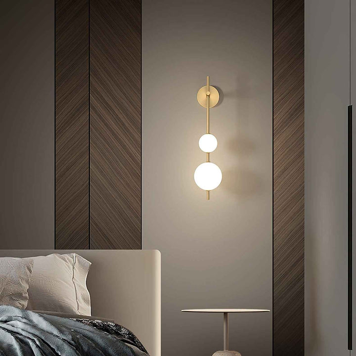 Cerin Applique Murale à Globe Vertical - Neutralighting