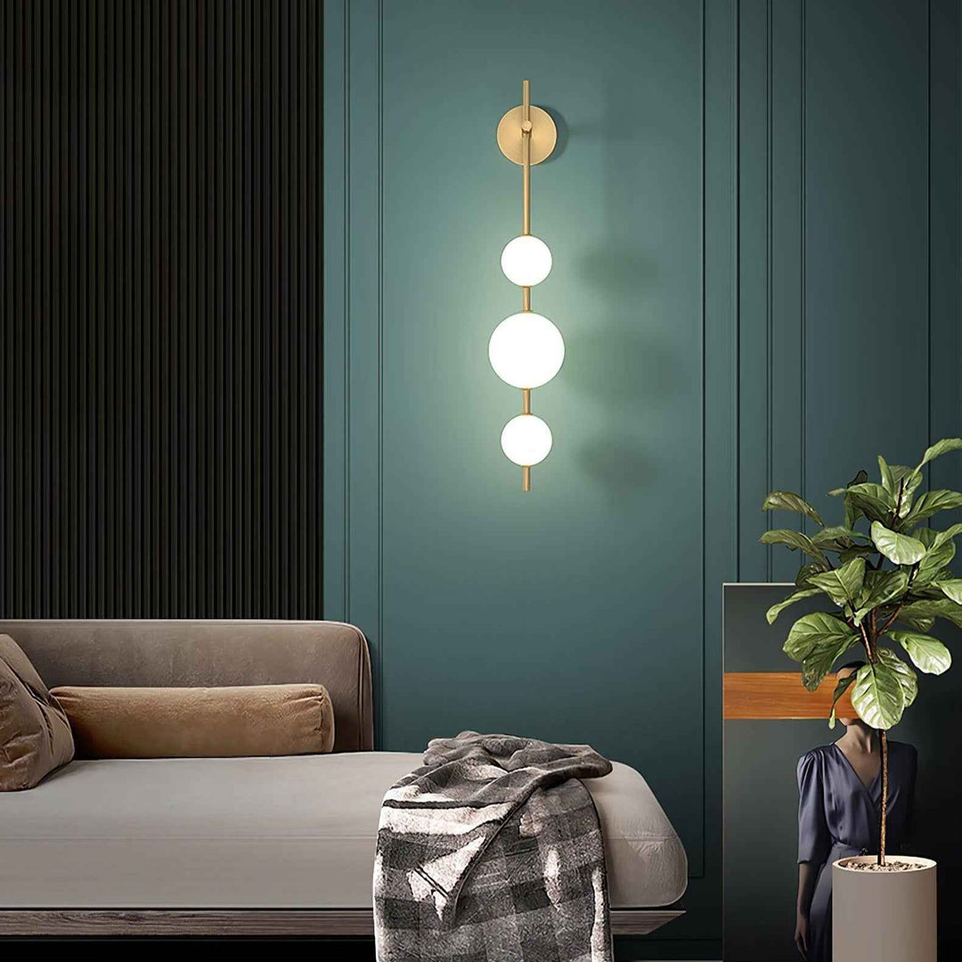 Cerin Applique Murale à Globe Vertical - Neutralighting