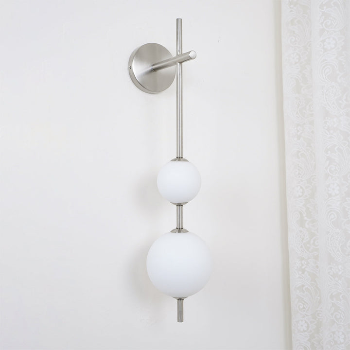 Ilraeia Vertical Globe Plug-in Wall Lamp - Neutralighting