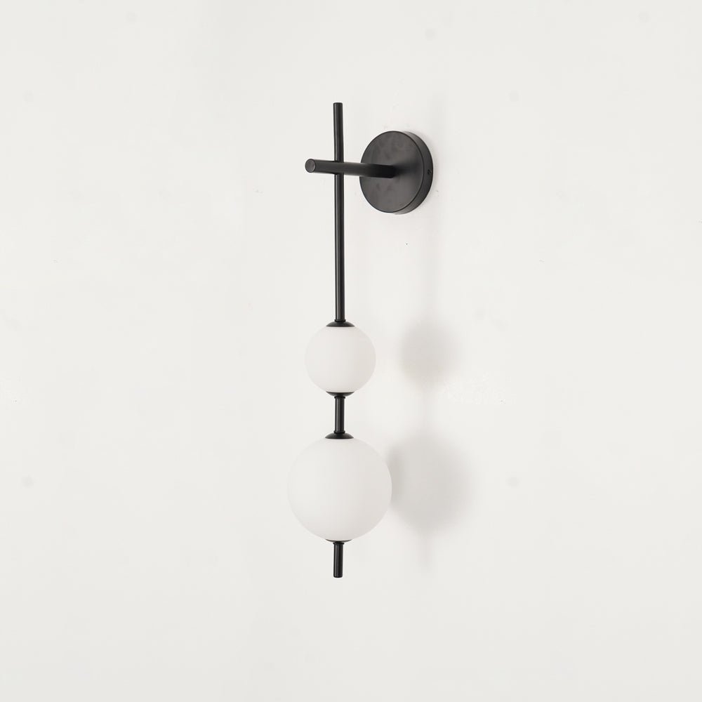 Ilraeia Vertical Globe Plug-in Wall Lamp - Neutralighting