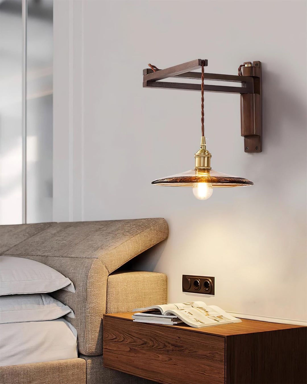Geyla Applique Murale Rustique en Bois avec Prise / Câblage Fixe - Neutralighting