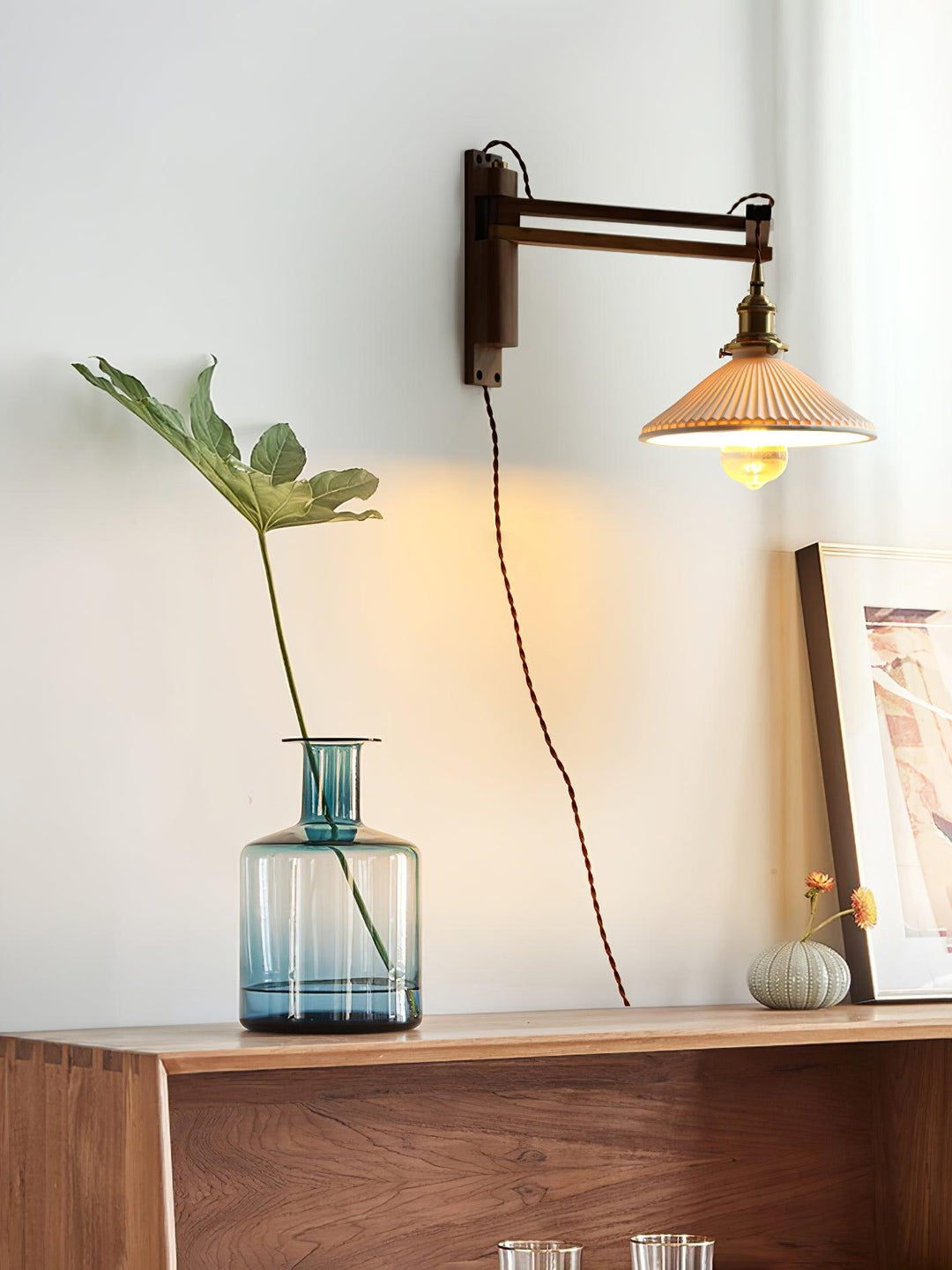 Illaee Nordic Art Swing Arm Walnut Ceramic Wall Light - Neutralighting