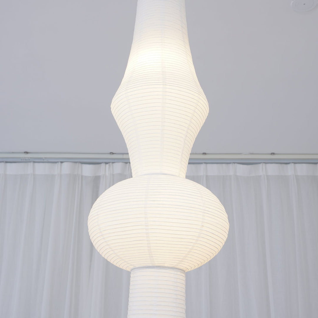 Faye Suspension Sculpturale Verticale en Papier - Neutralighting