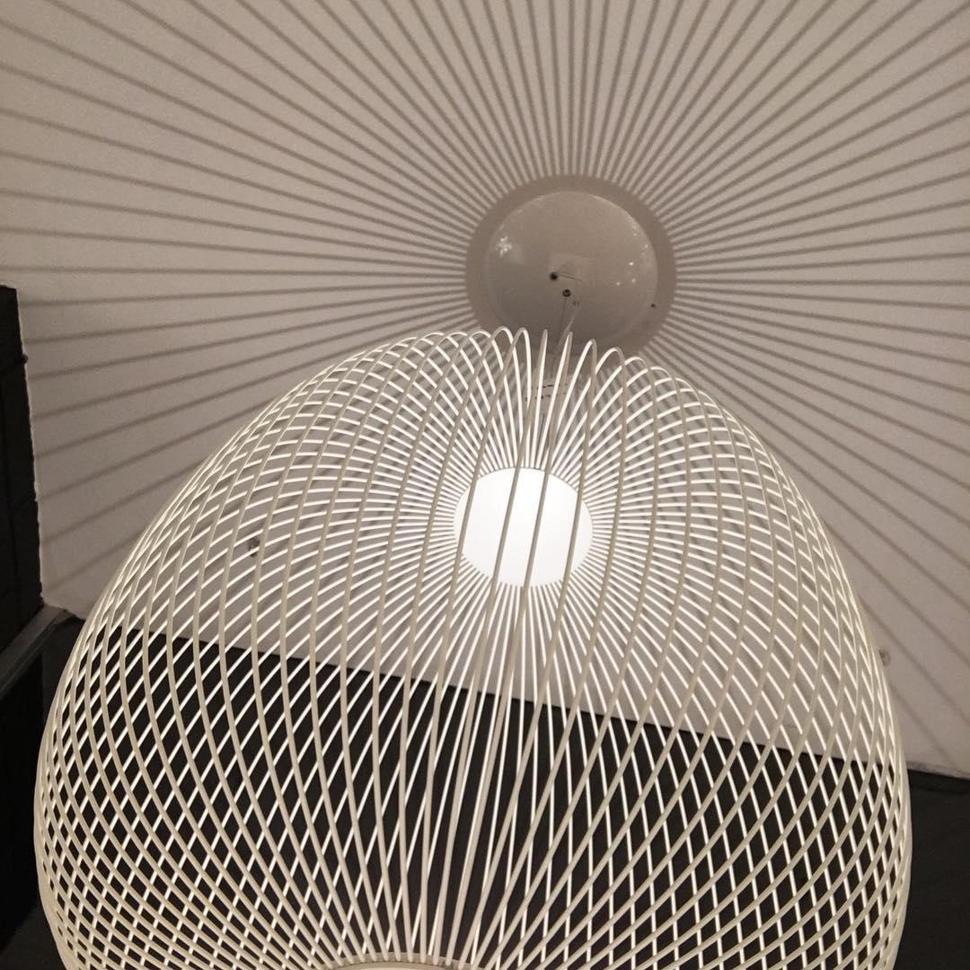 Aero Lampe Pendante Cage Rayons Légère - Neutralighting