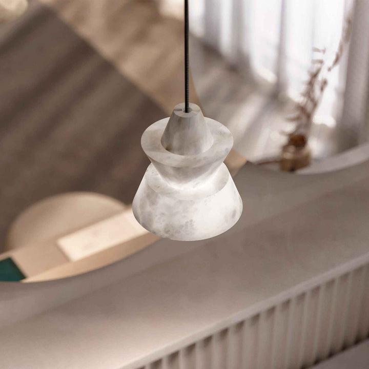 Lampe Curineth en Métal – Design Contemporain