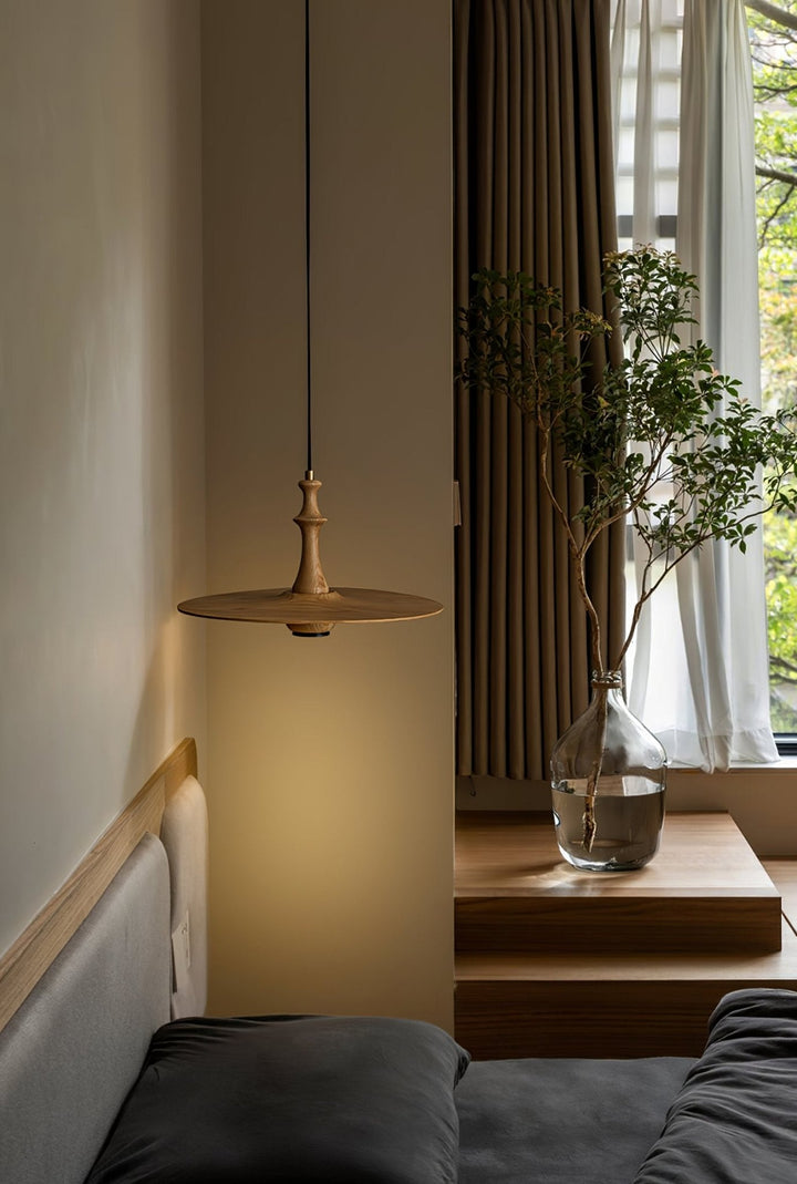 Spindle Lampe Pendante en Bois Tournante - Neutralighting