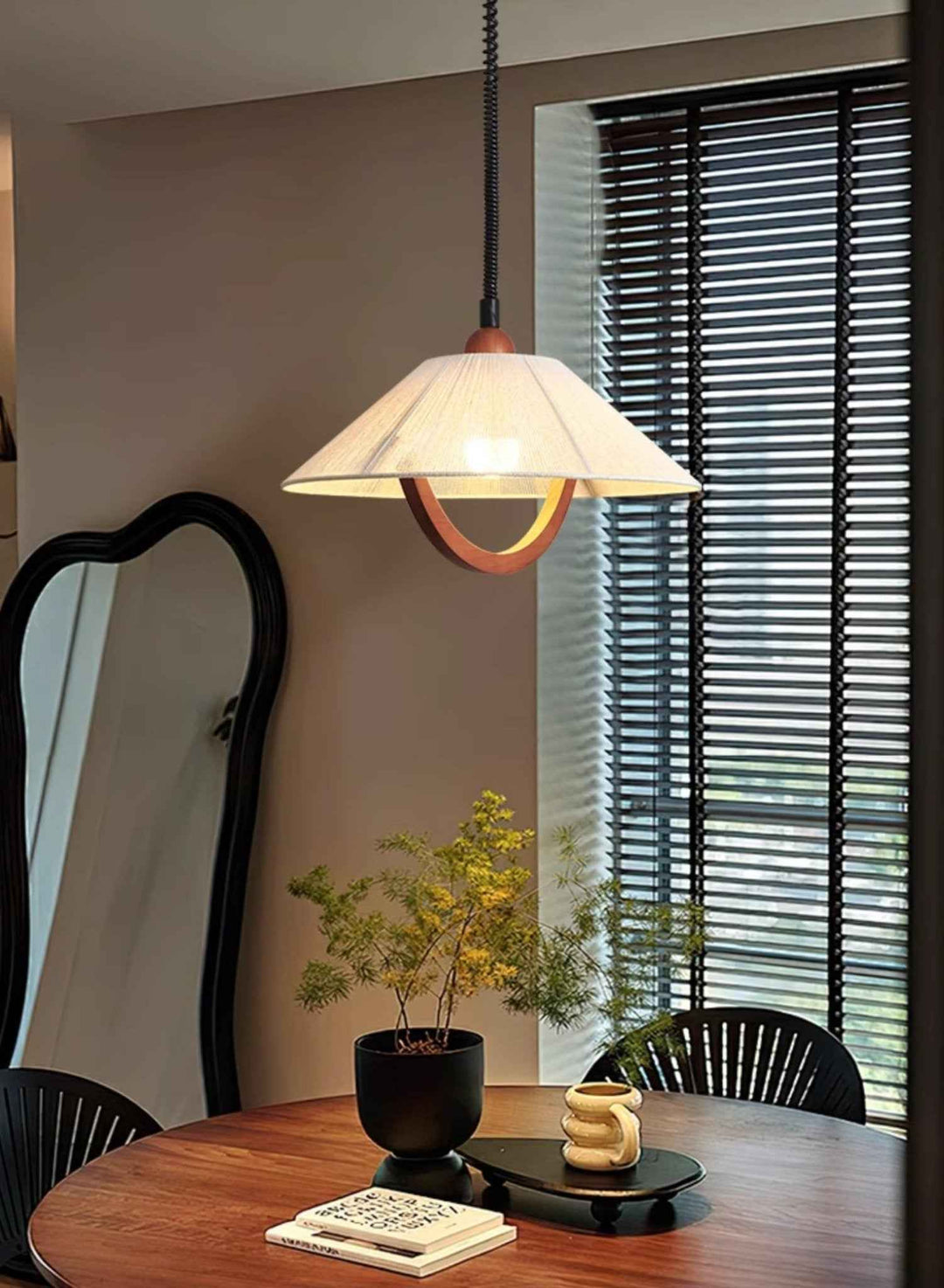 Lampe Eleanor en Métal – Design Contemporain